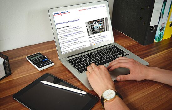 Webdesign für Elektroinstallation Guttowski, Laptop Ansicht
